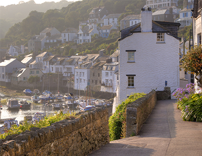 The tide is high: an analysis of the UK coastal town property market 
